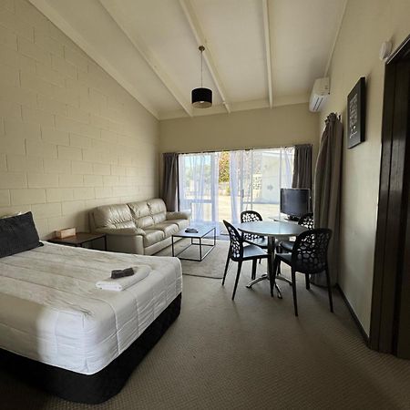 Fountain Court Motel Tauranga Zewnętrze zdjęcie