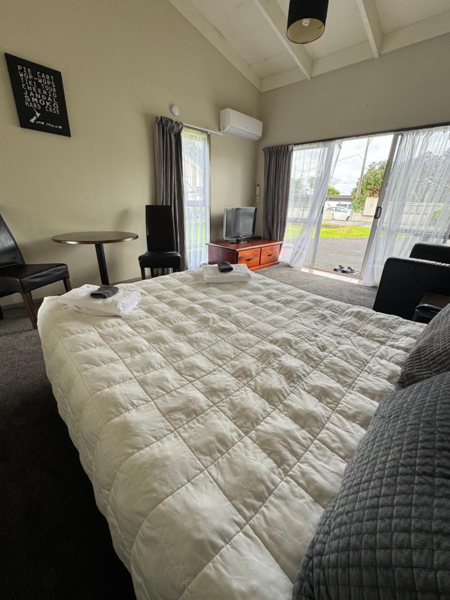 Fountain Court Motel Tauranga Zewnętrze zdjęcie