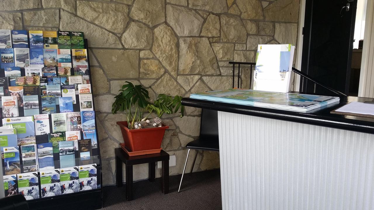 Fountain Court Motel Tauranga Zewnętrze zdjęcie