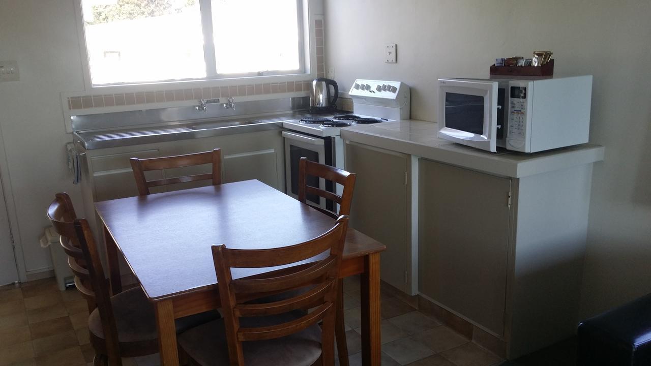 Fountain Court Motel Tauranga Zewnętrze zdjęcie