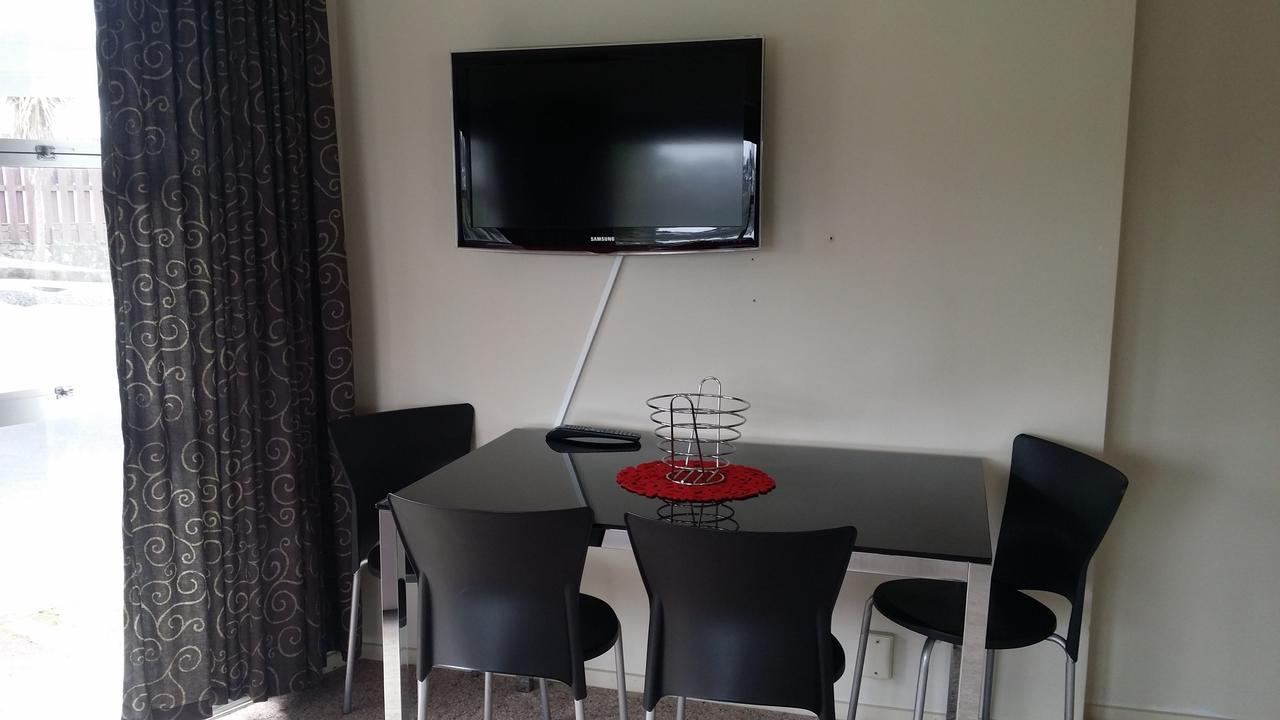 Fountain Court Motel Tauranga Zewnętrze zdjęcie